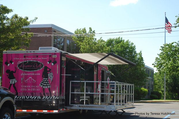 Boutique Trailer (2)