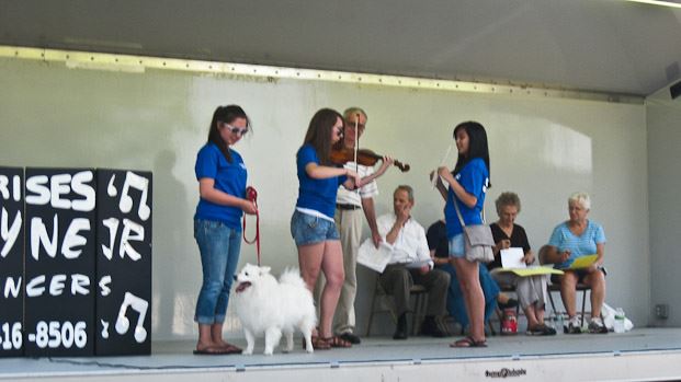 Dog and Family on Stage (2)